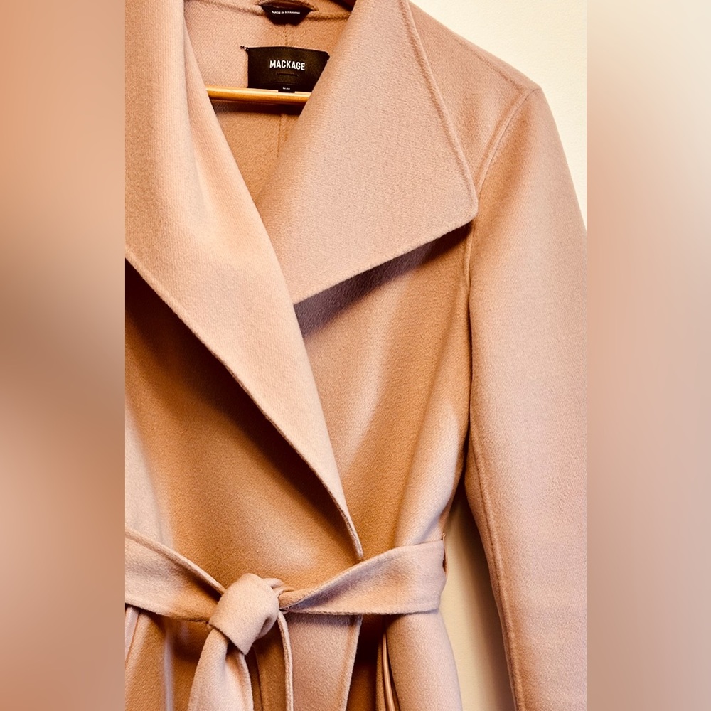 MACKAGE! 🎉HOST PICK!🎉 Stunning Azara Wool Belted Jacket